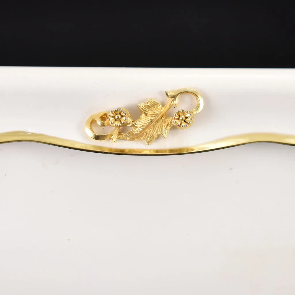 1950s Vintage White Patent Leaf Clutch