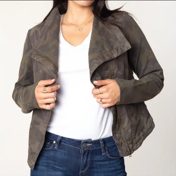Anthropologie Marrakech Camo Jacket Large