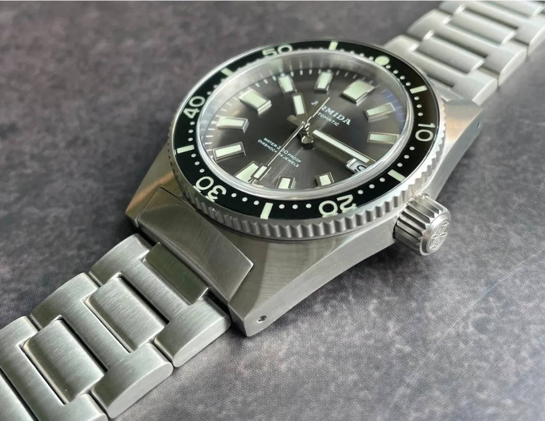 Armida A12 300m 38mm Dive Watch Grey Capt. Wilard