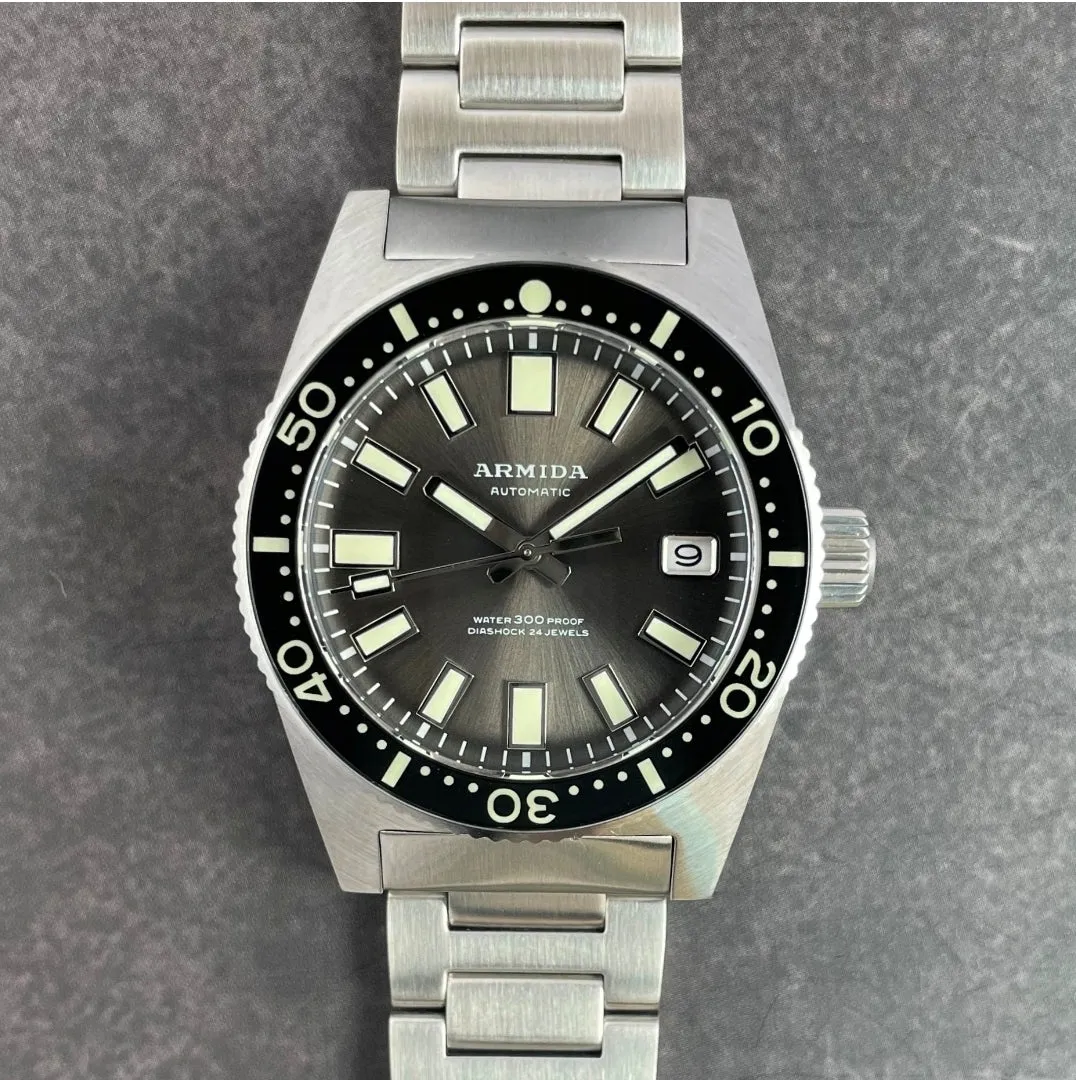 Armida A12 300m 38mm Dive Watch Grey Capt. Wilard