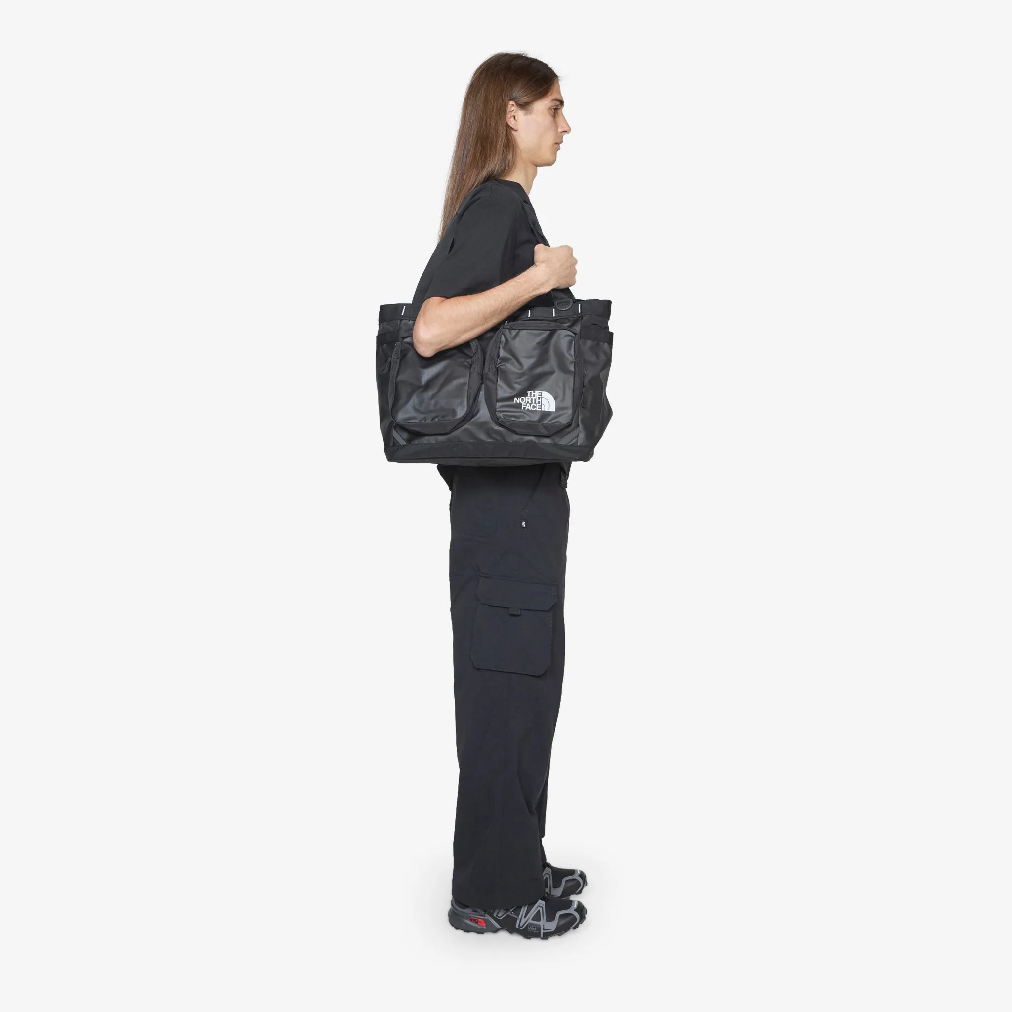 Base Camp Voyager Tote TNF Black | TNF White | NPF