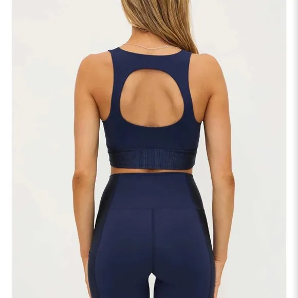Beach Riot Kaia Sports Bra Ultramarine Navy Blue. Size Medium. NWT.