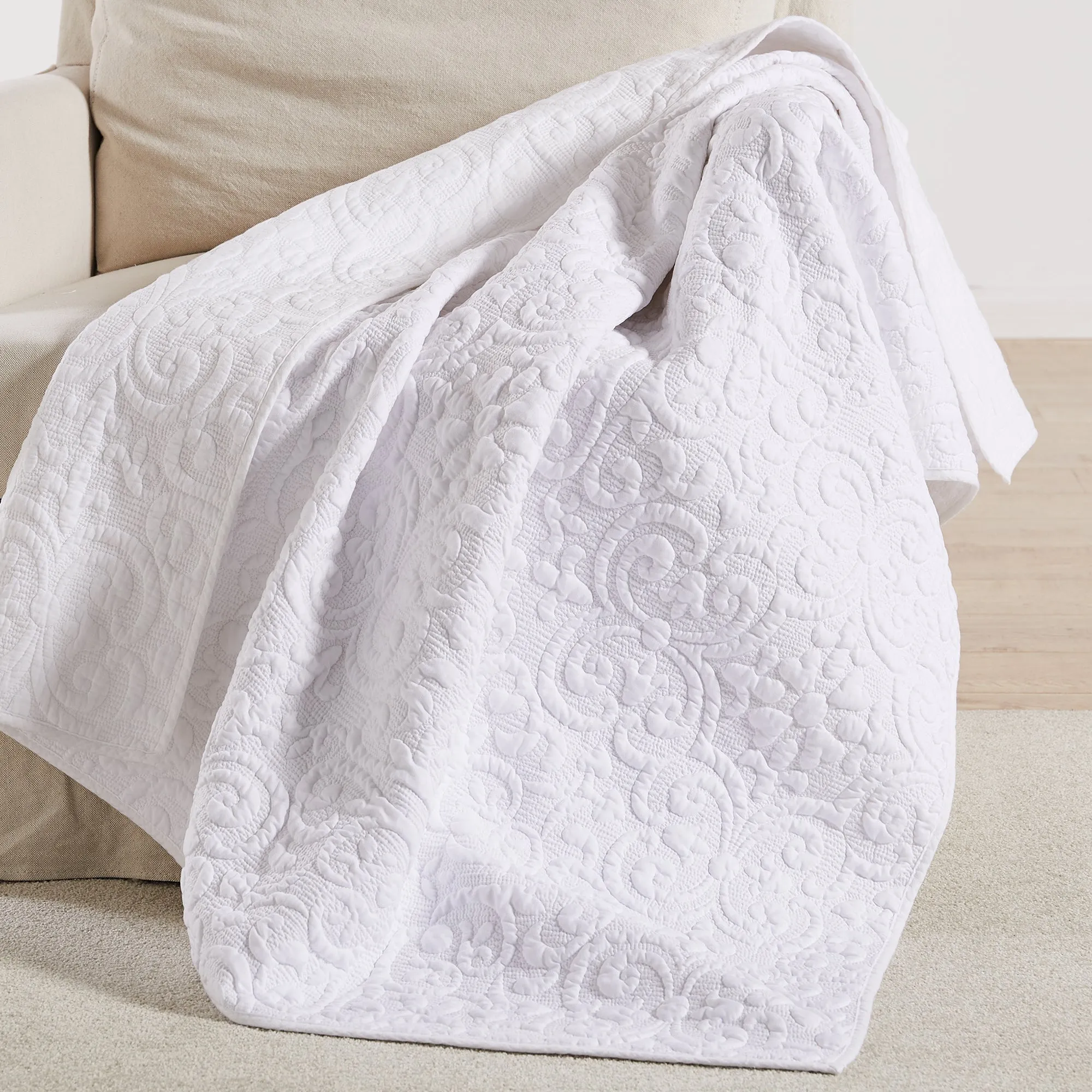 BH Sherbourne Stitch Quilted Throw