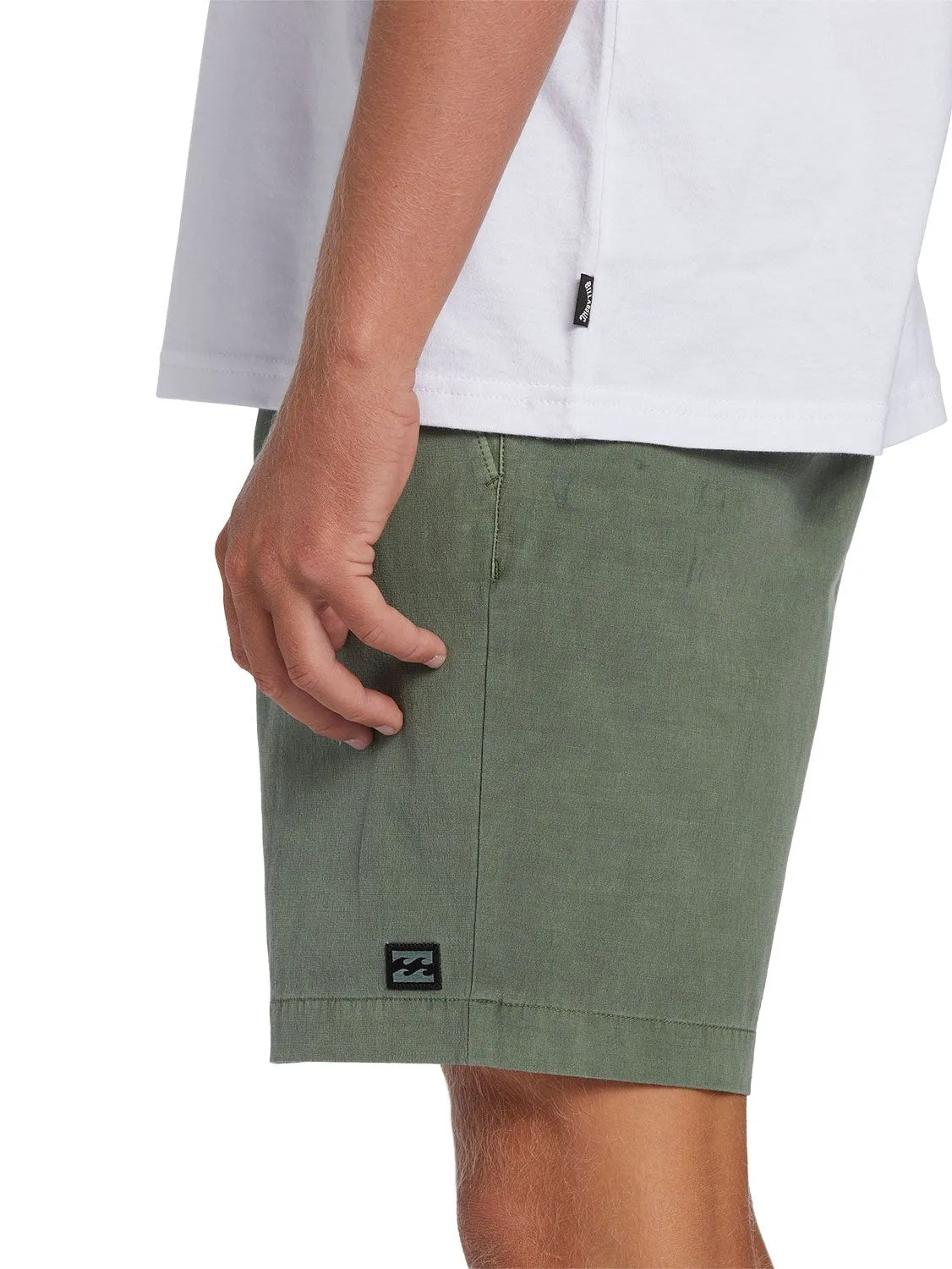 Billabong Men's Crossfire Wave Washed 18" Walkshort