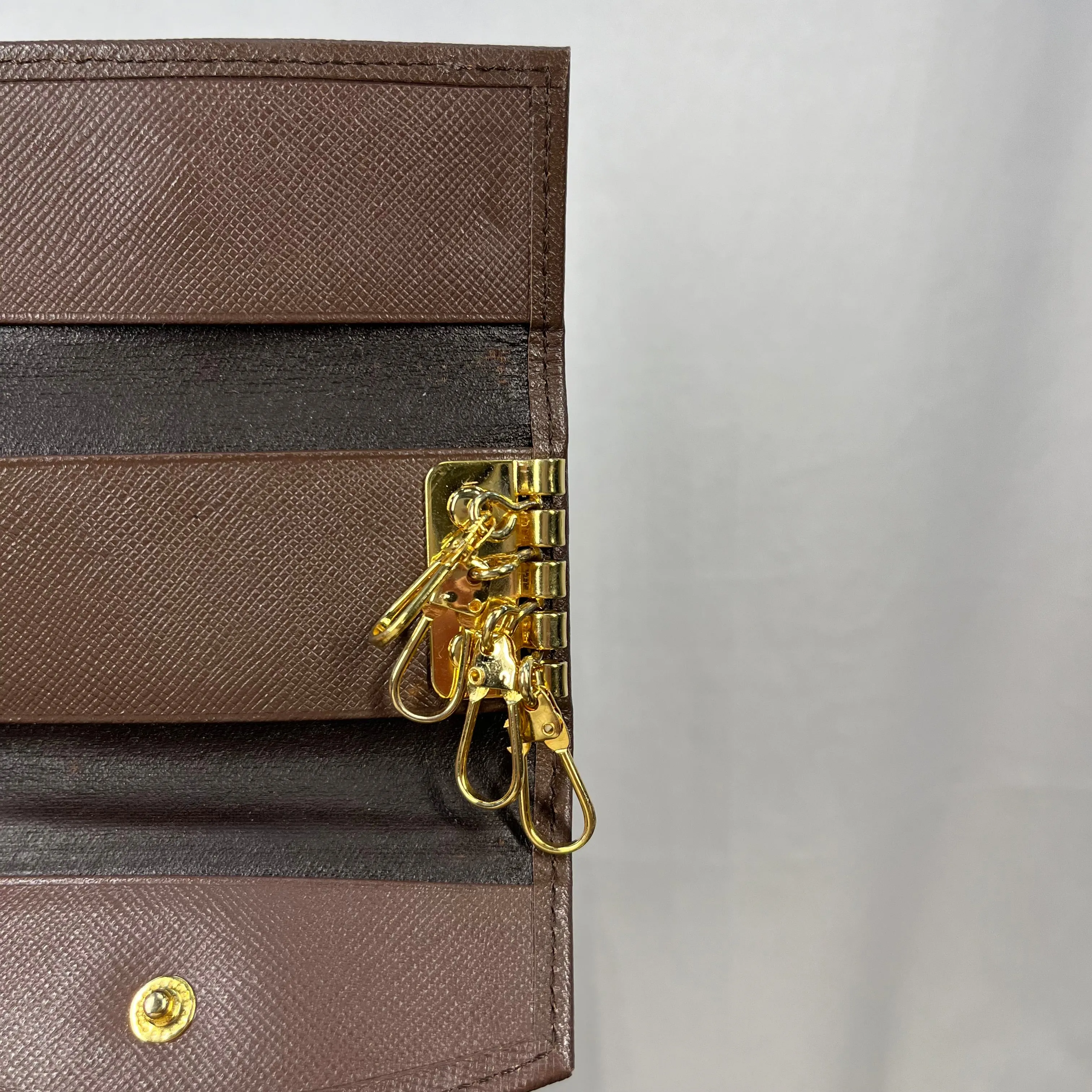 BURBERRY Vintage Brown Keyholder