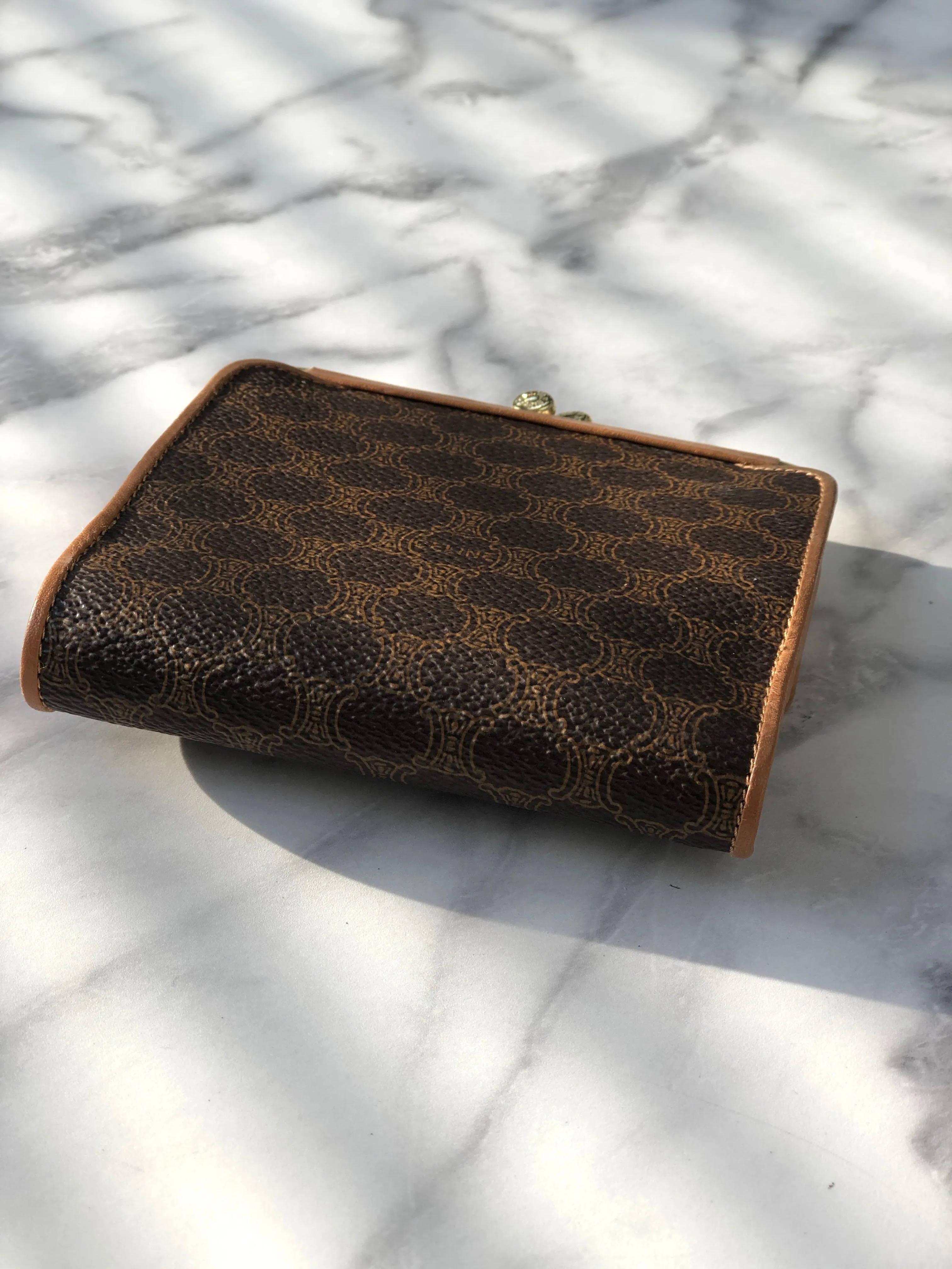 CELINE Macadam Blason Metal Clasp Folded Wallet Brown Vintage u7djjc