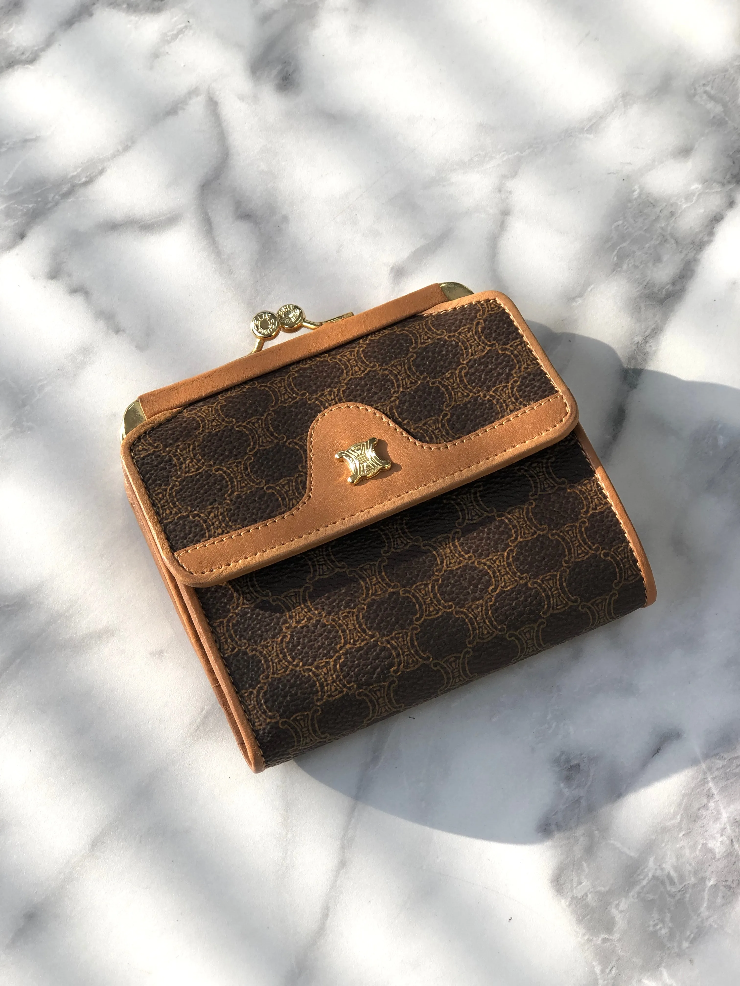 CELINE Macadam Blason Metal Clasp Folded Wallet Brown Vintage u7djjc