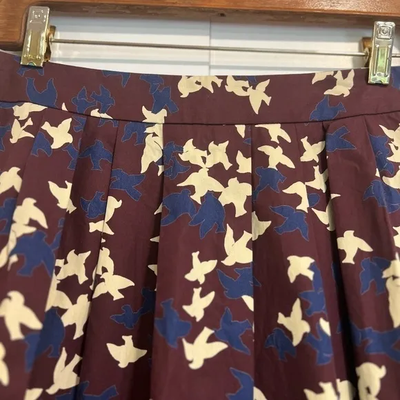 CUE Australia burgundy flock of birds short skirt
