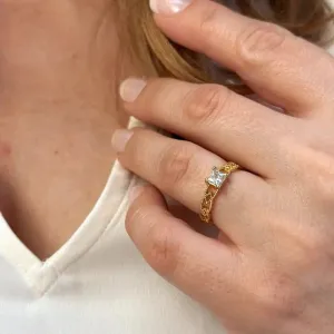 CZ Princess Cut Vintage Band Ring In Gold