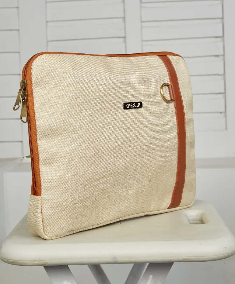 Handcrafted Jute Laptop Sleeve - Eco-Friendly Protection for Modern Professionals
