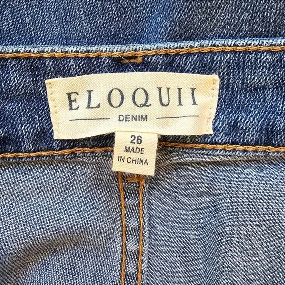 L Eloquii Classic Fit Split Inseam Hem Straight Leg Jean NWT Size 26 Medium Wash