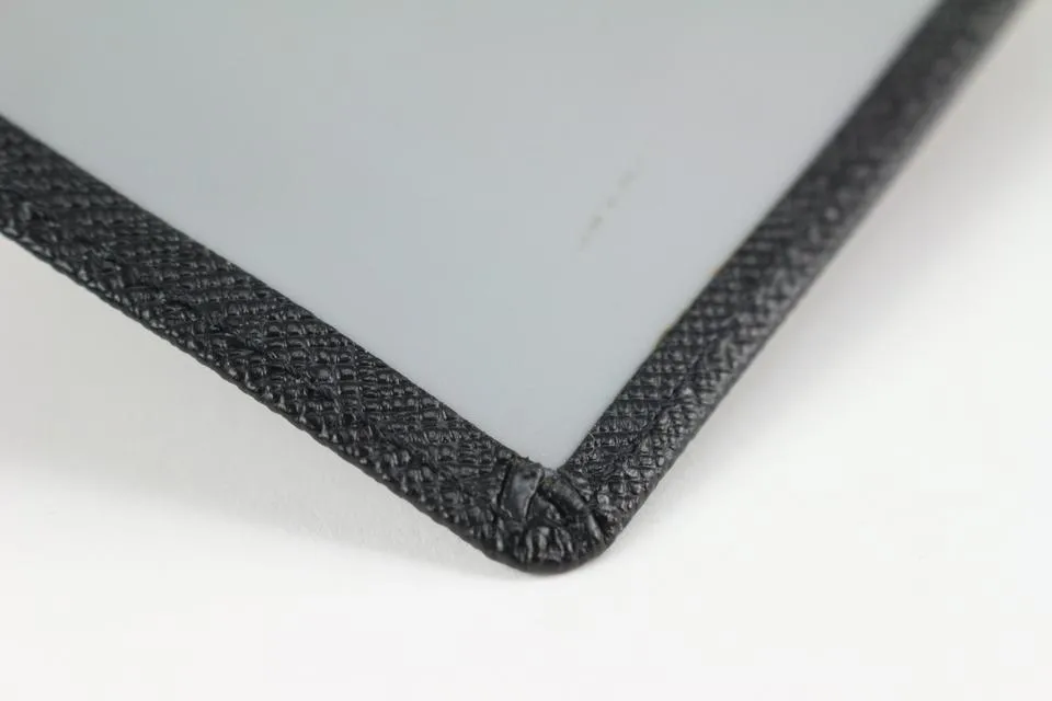 Louis Vuitton Black Taiga Leather Card Holder ID Case 1217lv20