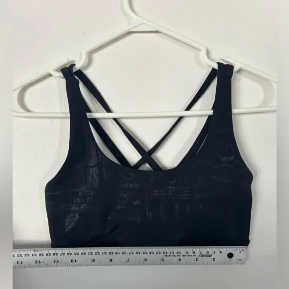 Lululemon Black Energy Manifesto Rare Sports Bra 4