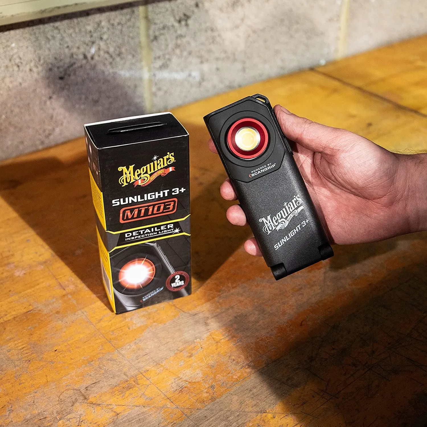 Meguiar's MT103 Sunlight 3  - Professional Paint Inspection Light