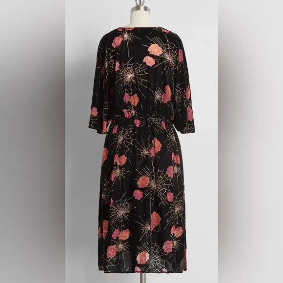 Modcloth Dramatic Depths Velvet Pink Spider Burnout Dress Size: Medium