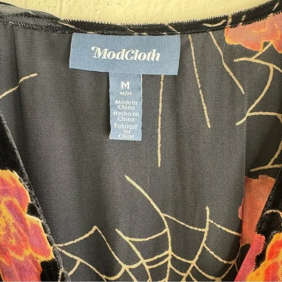 Modcloth Dramatic Depths Velvet Pink Spider Burnout Dress Size: Medium