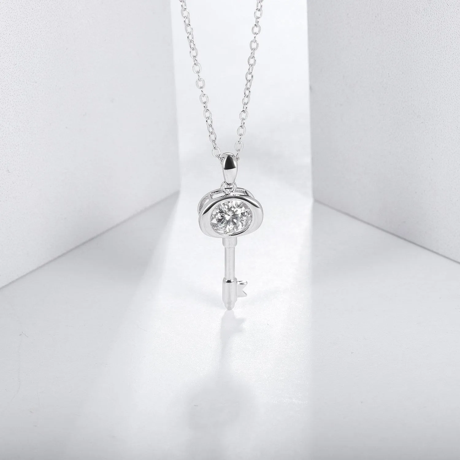 Moissanite Diamond with Twinkle