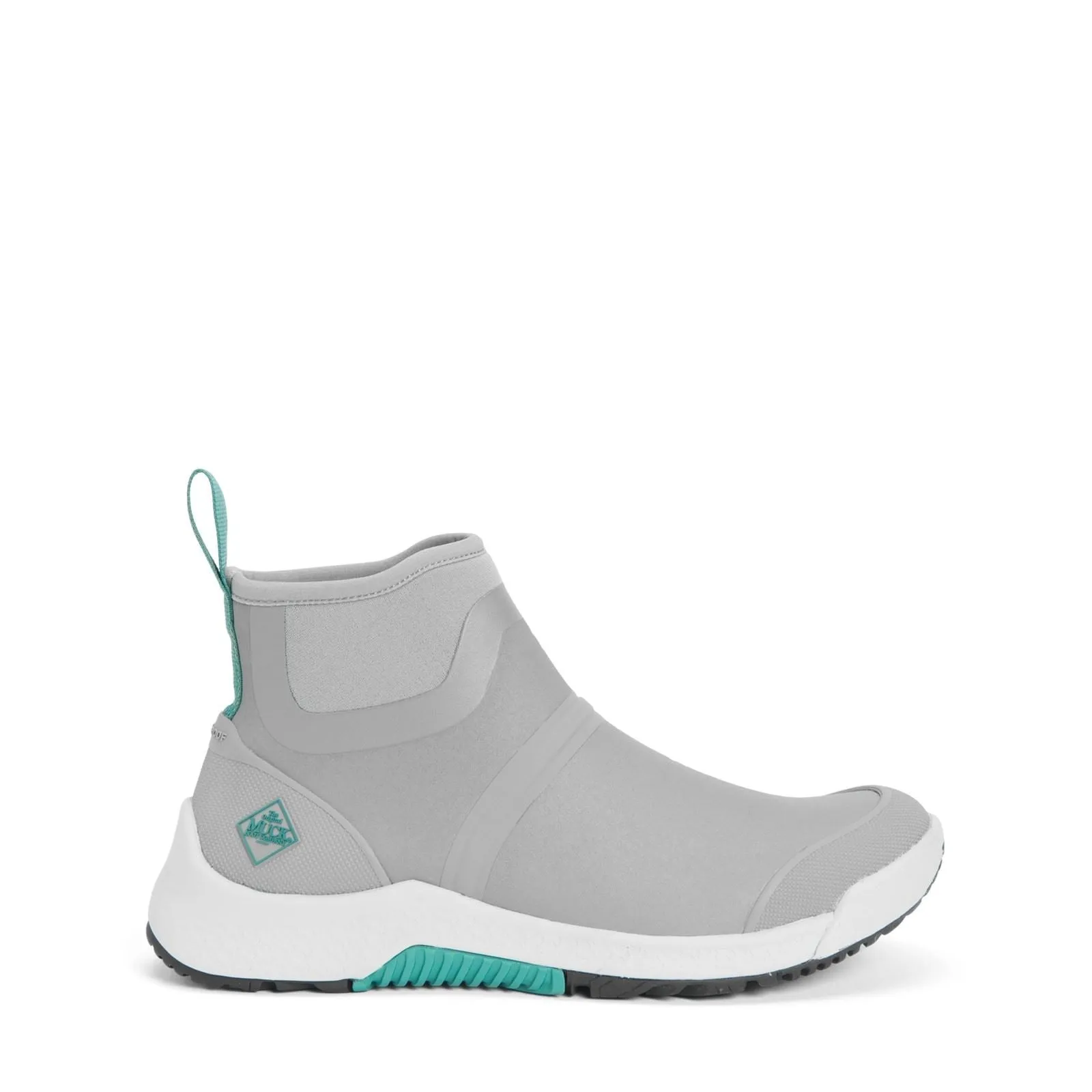 Muck Boots Women's Outscape Chelsea Waterproof Boot in Frost Grey 1 to 13