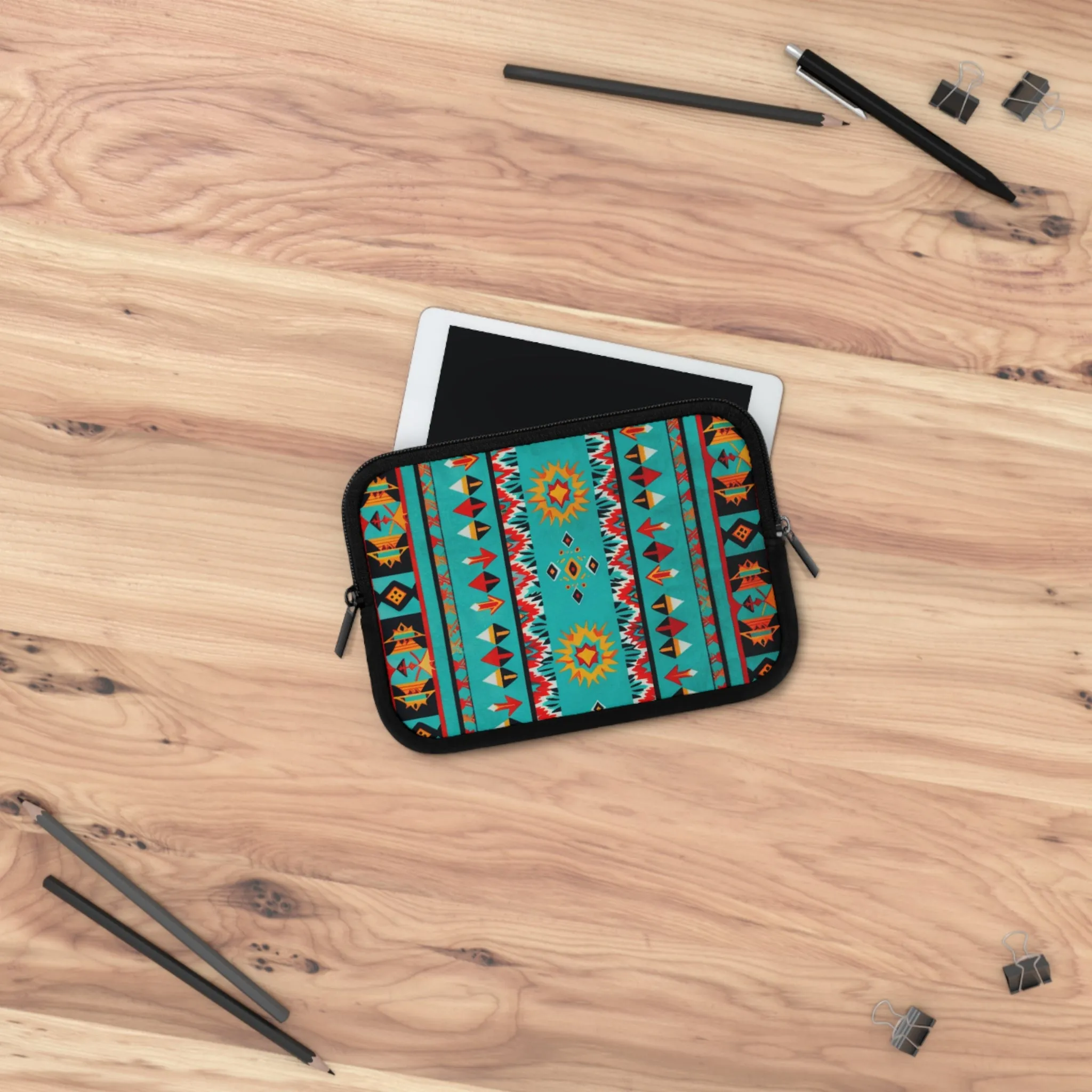 NA 104 Laptop Sleeve