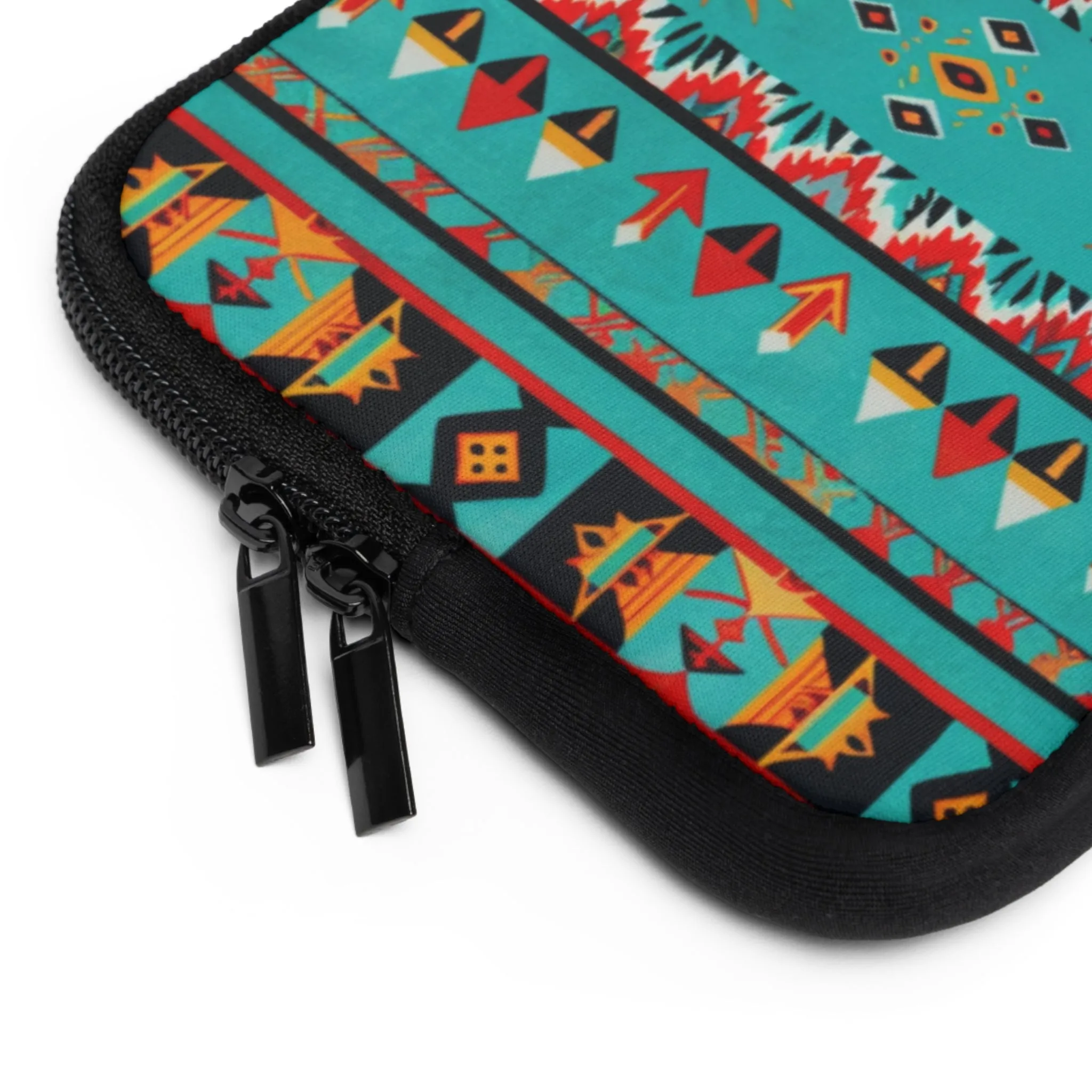 NA 104 Laptop Sleeve