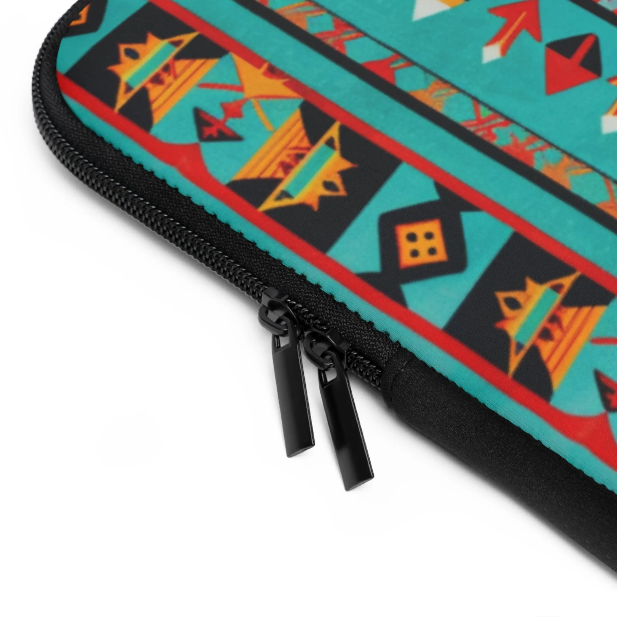 NA 104 Laptop Sleeve