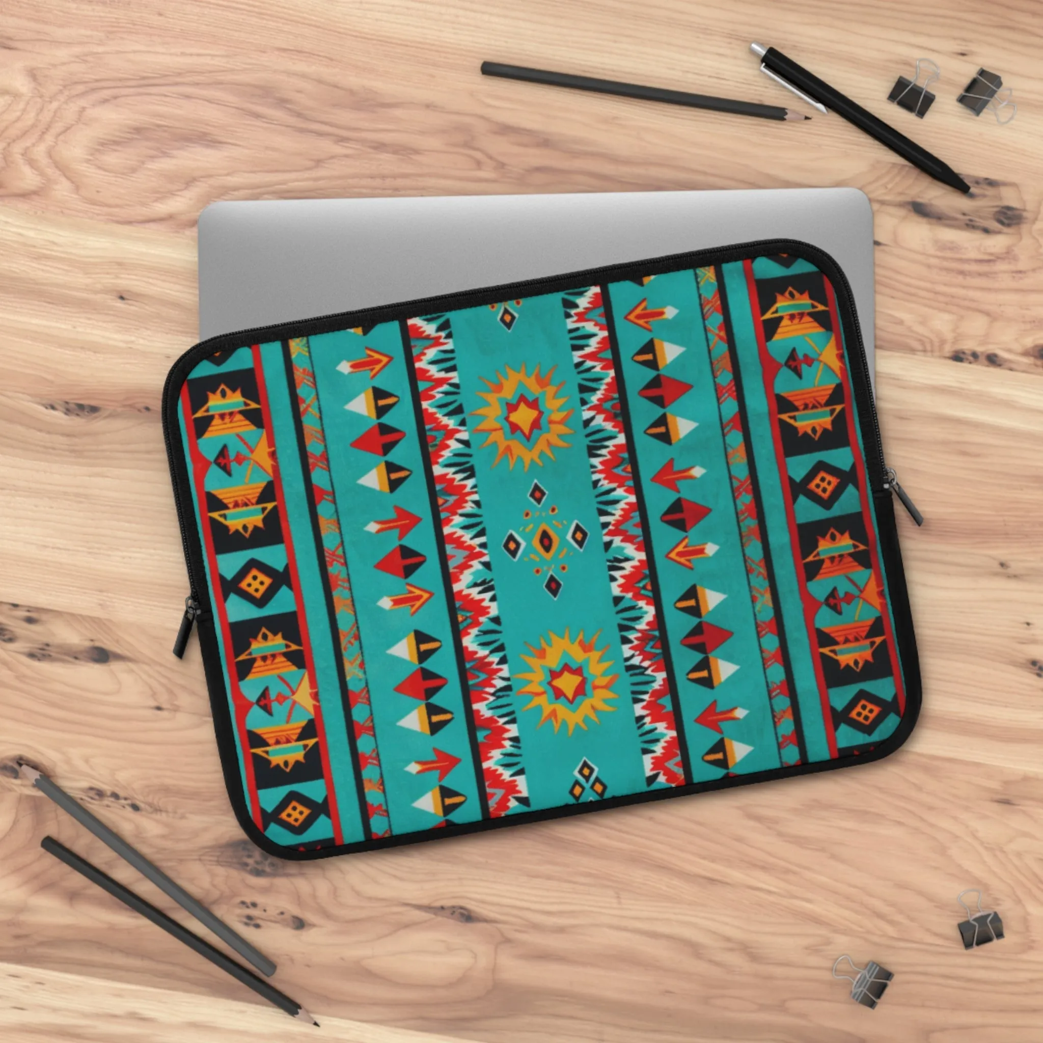 NA 104 Laptop Sleeve