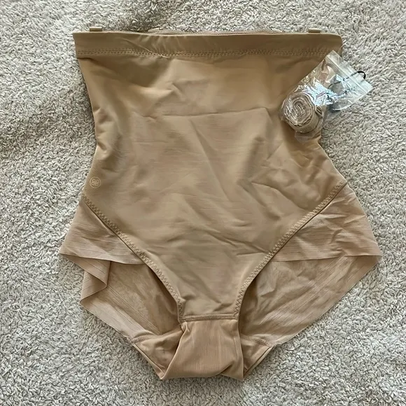 New! Honey Love Super Power Compression Brief Size Medium