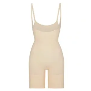 Nwot Skims Open Bust Butt Enhancing Mid Thigh Bodysuit L