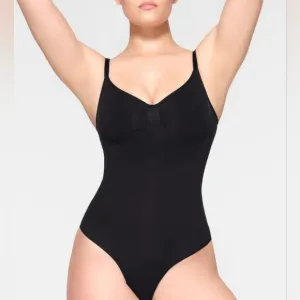 NWOT Skims Seamless Sculpt Brief Bodysuit in Black