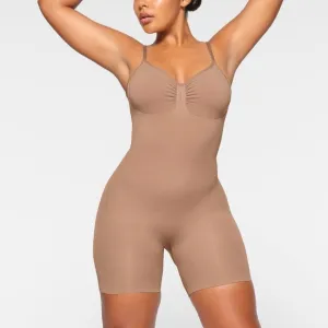 NWOT Skims Seamless Sculpt Low Back Mid Thigh Bodysuit in Sienna, Size XS