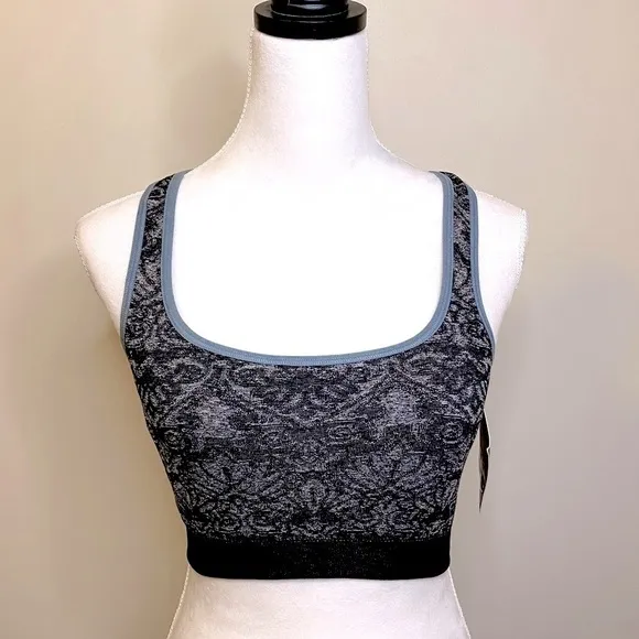 NWT NUX Black and White Medium Compression Lightly Padded Sports Bra Size Large