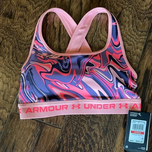 NWT!!  Under Armour women’s size XS set!