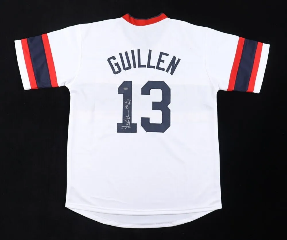 Ozzie Guillen Signed Chicago White Sox Jersey (Schwartz) 2005 World Series Champ