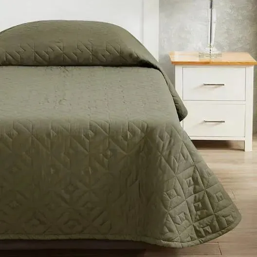 Quilted Healthcare Fitted Coverlets & Bedspreads 2 PK