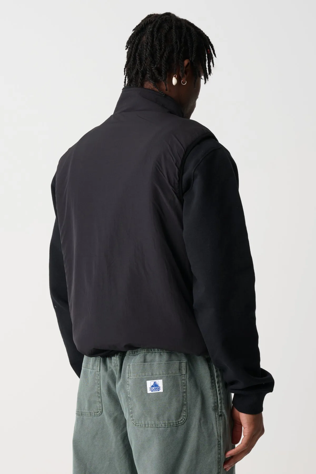 REVERSIBLE SHERPA VEST - BLACK
