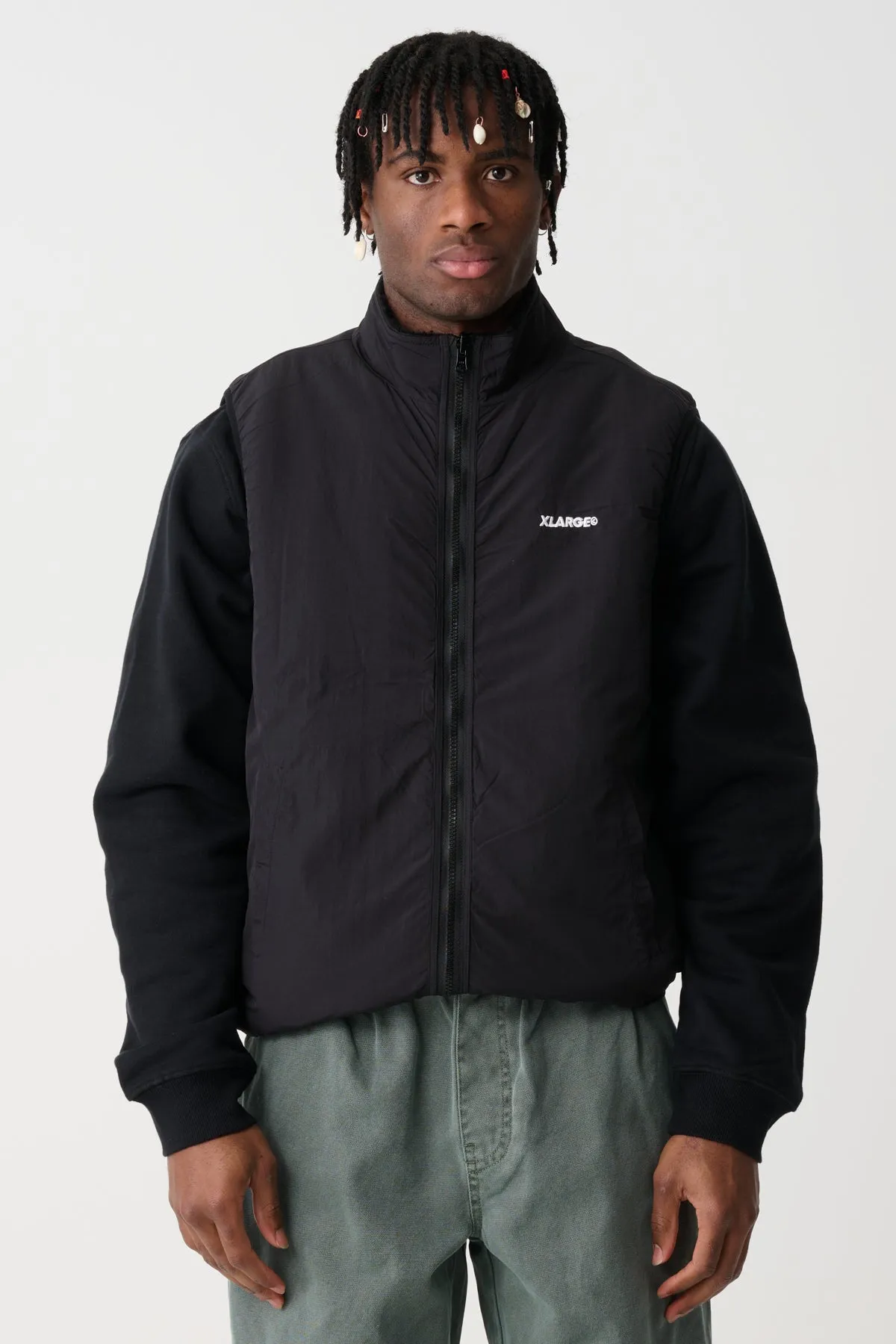 REVERSIBLE SHERPA VEST - BLACK