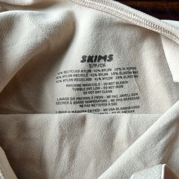 Skims Small Sculpting Bodysuit Brief Clay