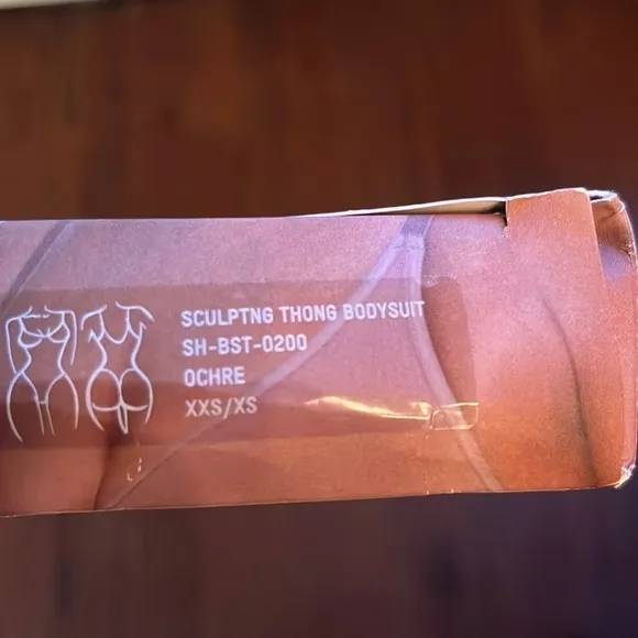 Skims XXS/XS Sculpting Thong Bodysuit Ochre NWT